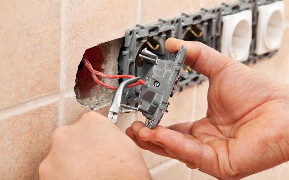 besoin d'un électricien Les Ulis